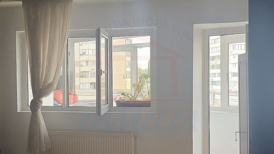 Apartament cu 2 camere decomandate, Mazepa – Etaj 2 - Poză 1