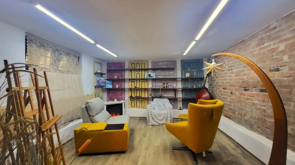 Exclusivitate - Zona Afi, - Poză 2