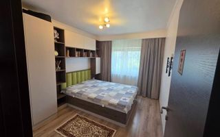 Girocului | 3 Camere | Etaj intermediar | Renovat | Mobilat si utilat - Poză 1