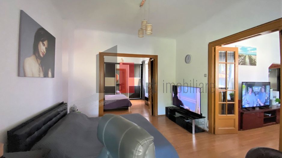 Apartament 3 camere in vila, curte comuna - Calea Mosilor - Poză 3