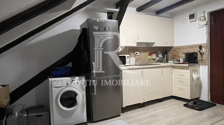 Apartament cu 1 camera | Mansarda | Central | Oradea - Poză 9