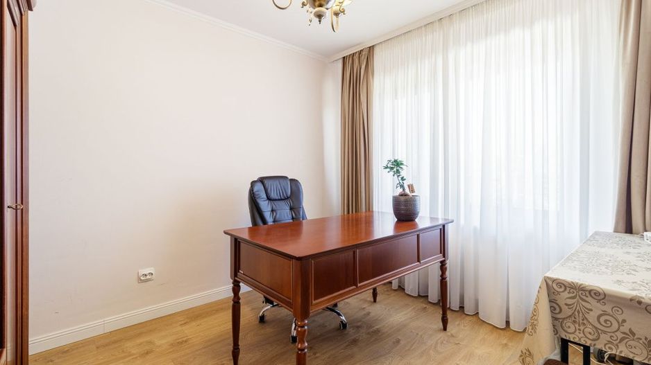 Casa cu suflet si gradina spectaculoasa - Poză 15