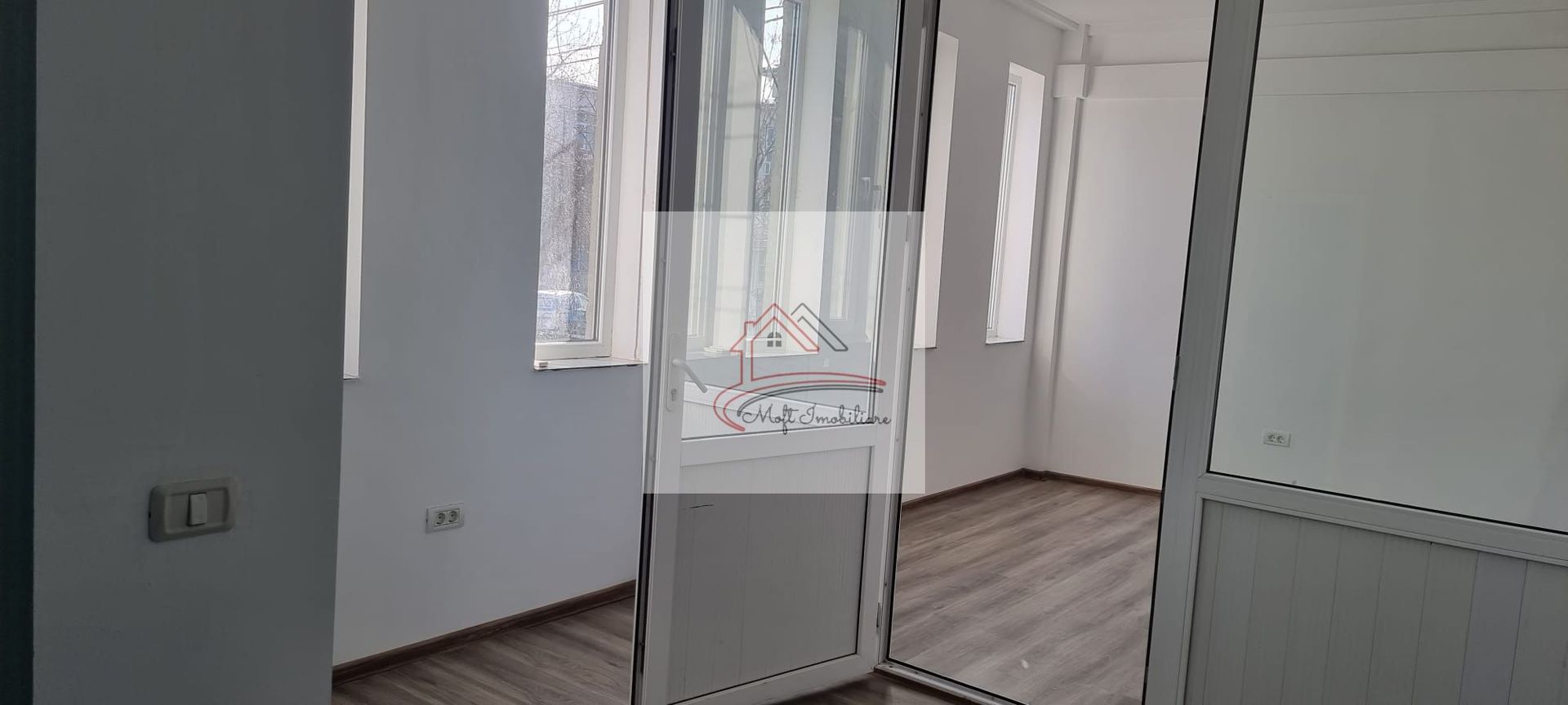 SPATIU COMERCIAL-PELICAN - Poză 3