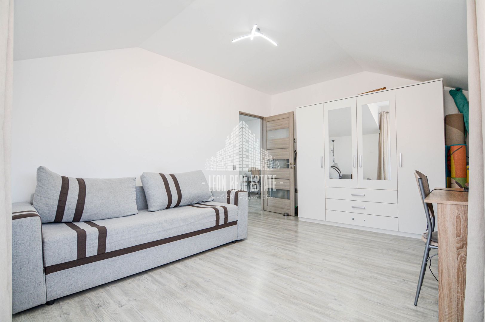 Apartament 2 camere Decomandate cu loc de parcare, Floresti - Florilor - Poză 5