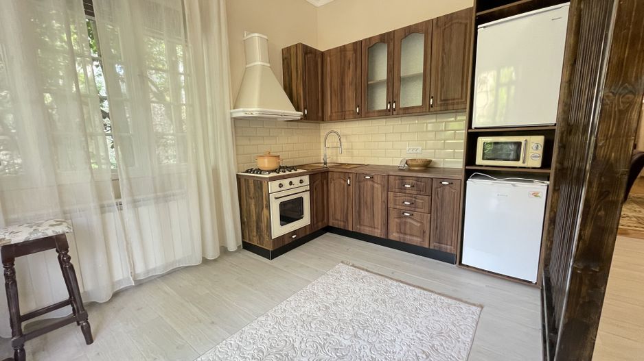 Apartament frumos in zona centrala - Poză 2