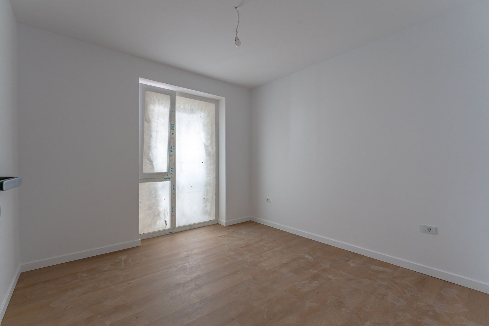 Apartament 2.5 Camere Sala Polivalentă | 59 mp Util + 18 mp Balcon - Poză 8