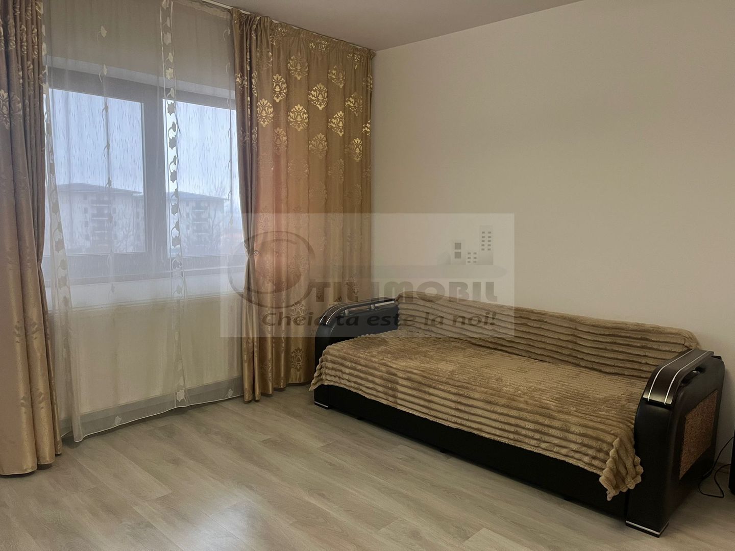 Apartament 2 camere Platou Galata - 399 EURO - Poză 12