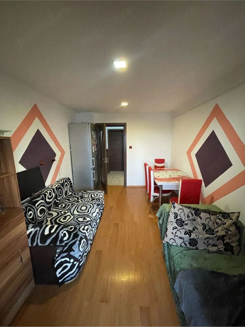 De inchiriat apartament 3 camere 84 mp, 3000 lei - Poză 3