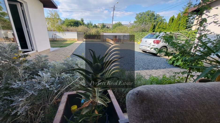 Pensiune 9 camere zona Mamaia-Sat/ Hanul cu Peste - Poză 1