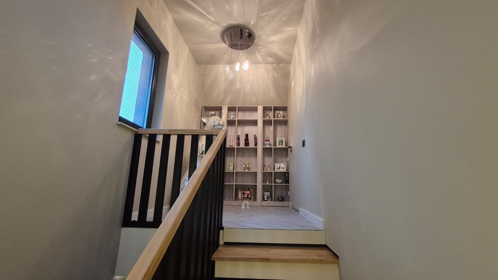 VILA NOUA | MOBILATA SI UTILATA | DAMAROAIA | LANGA PETROM CITY - Poză 35