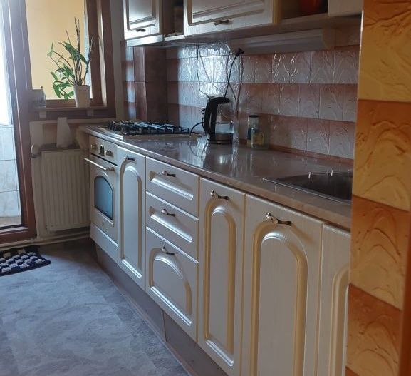 Închiriere apartament 3 camere – vedere superbă spre Dunăre, complet mobilat - Poză 2