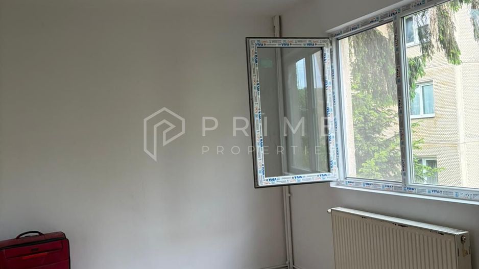 Apartament cu 3 camere, etaj 2 – Zona Dâmbul Pietros - Poză 2