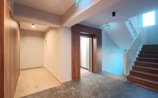 Oferim spre vanzare apartament 2 camere modern cu pereti retractabili - Poză 14