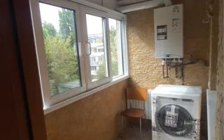 OCAZIE 3 CAMERE BERCENI.PIATA SUDULUI.BLOC AN 1986 - Poză 3