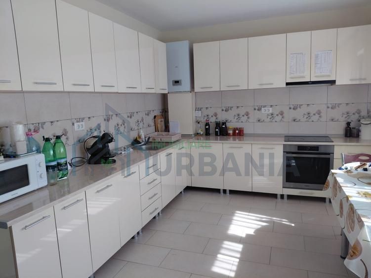 Casă de vânzare în Aroneanu, comuna Aroneanu, jud. Iași - 4 camere, 105 mp utili - Poză 10