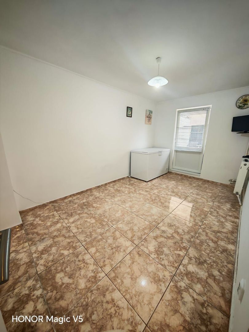 Casa 6 camere 165mp + 160m curte liber Piata Sudului, Obregia, Berceni - Poză 10