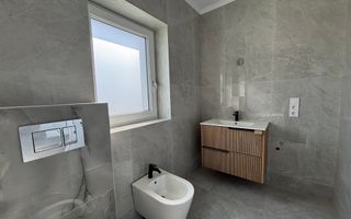 Casa nouă cu 4 camere și curte generoasă – Șelimbăr Triajului - Poză 10