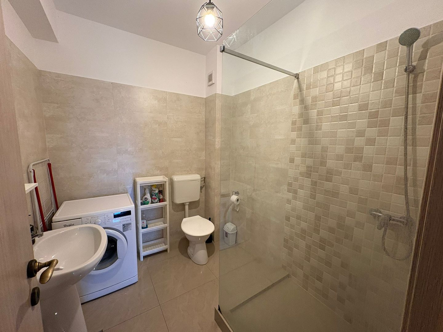 AP. 2 CAMERE POPESTI-LEORDENI - CURTE 30 MP, BLOC NOU, METROU 5 MIN - Poză 8