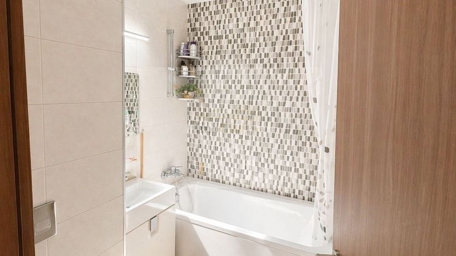 Vânzare apartament 3 camere, 2 băi, parcare, terasă 23 mp, Bună Ziua - Poză 7