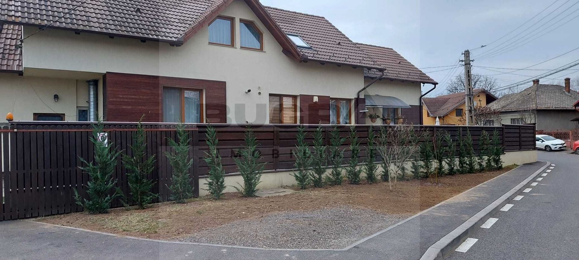 Casa indiviudala de 187mp, teren 794mp, garaj- Luna de Sus - Poză 1