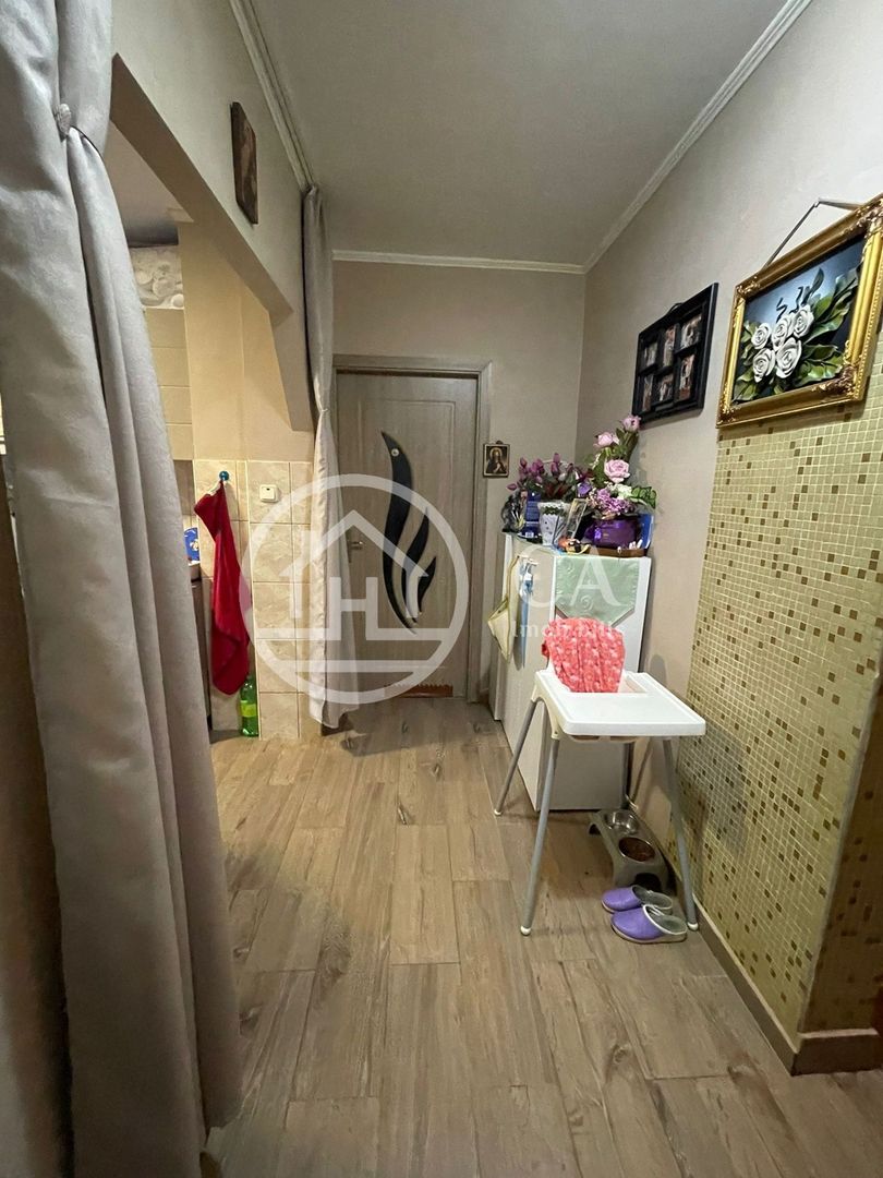 Apartament de vanzare cu 3 camere in Rogerius, Oradea - Poză 12