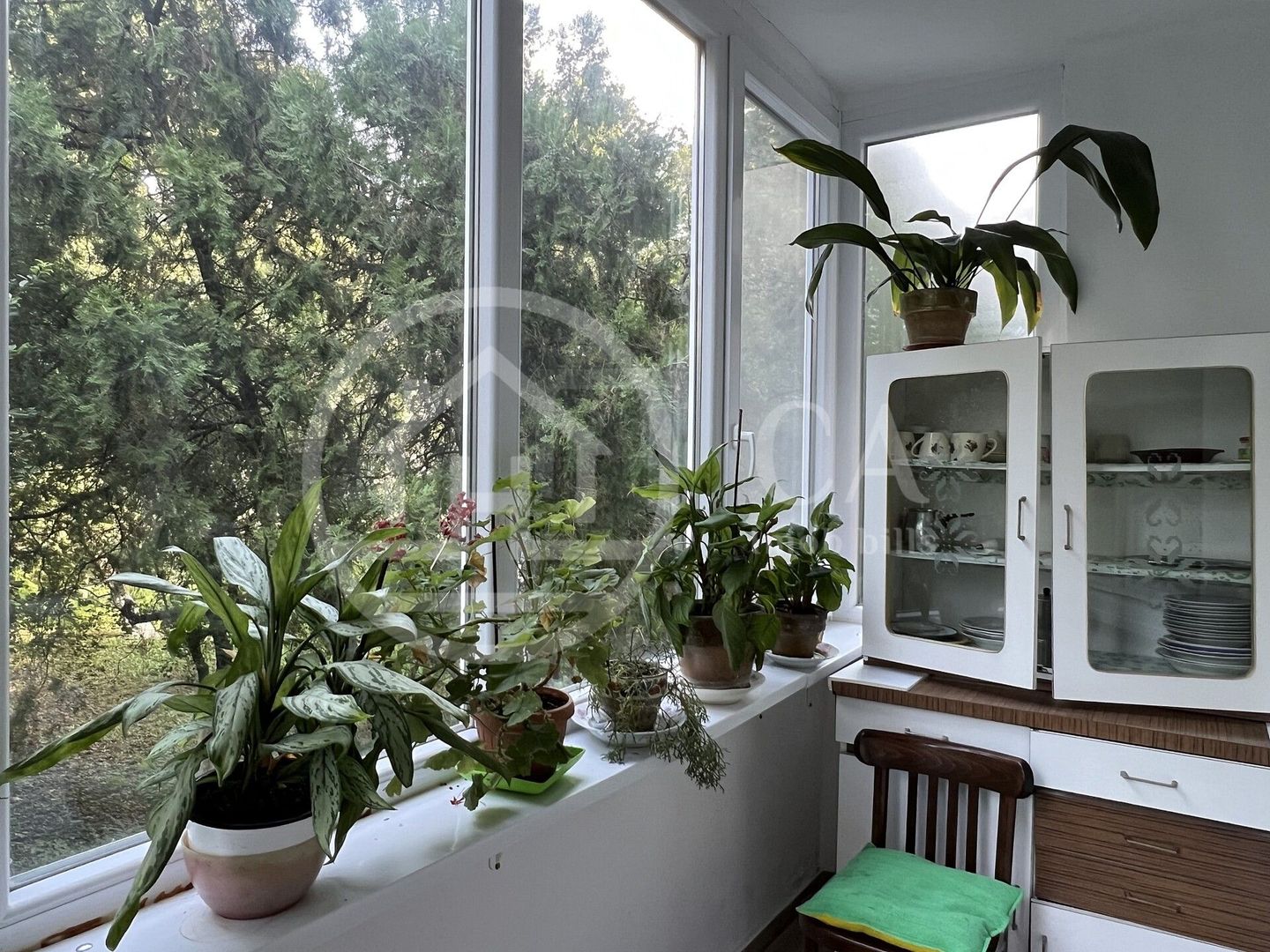 Apartament cu 2 camere de inchiriat in zona Rogerius Oradea - Poză 8