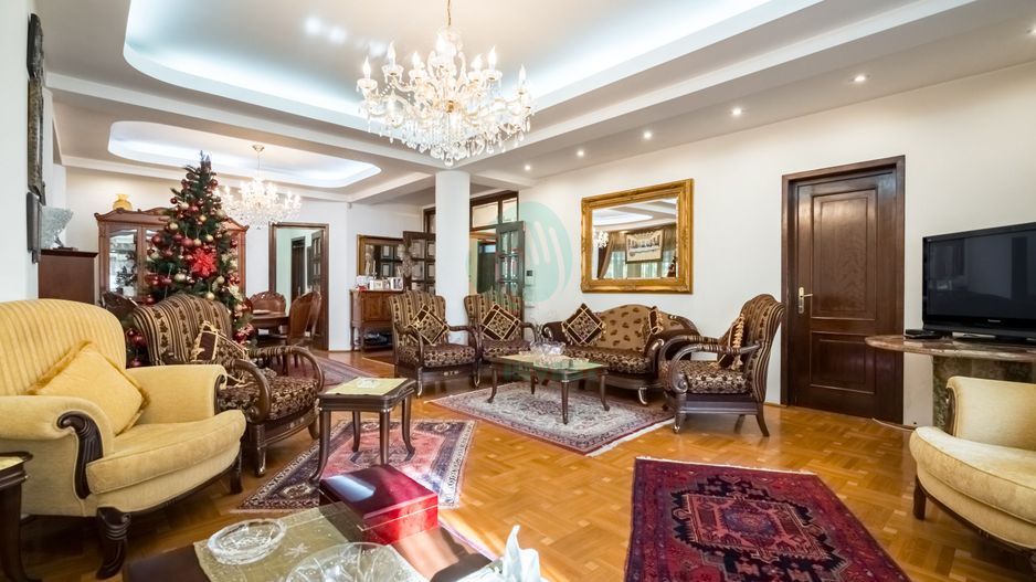 Vila spatioasa in zona Erou Iancu Nicolae - British School - Poză 8