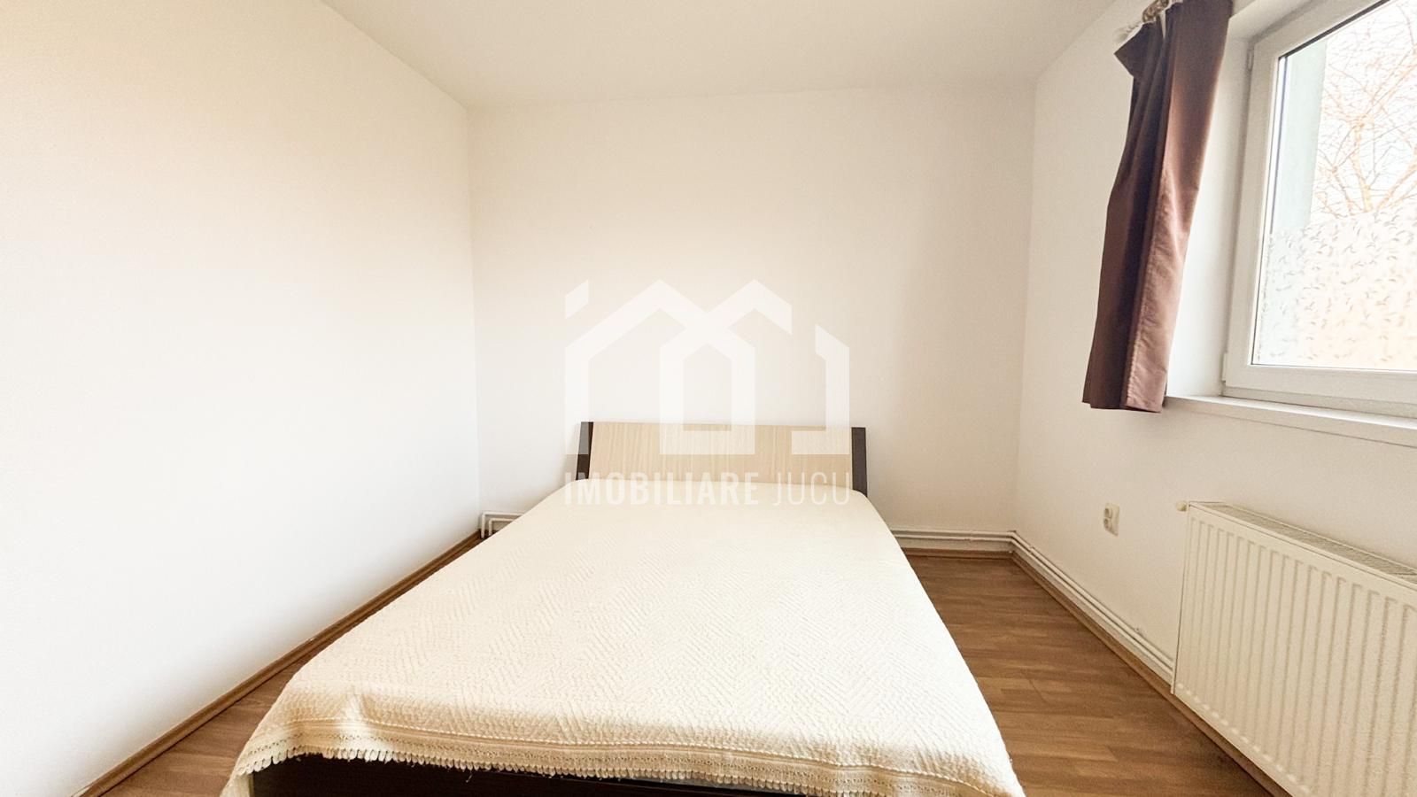 De Inchiriat Casa Individuala cu 3 camere, Garaj, Jucu de Mijloc - Poză 4