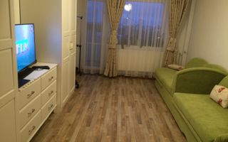 TEST - Apartament de vanzare cu 6 camere - Poză 1
