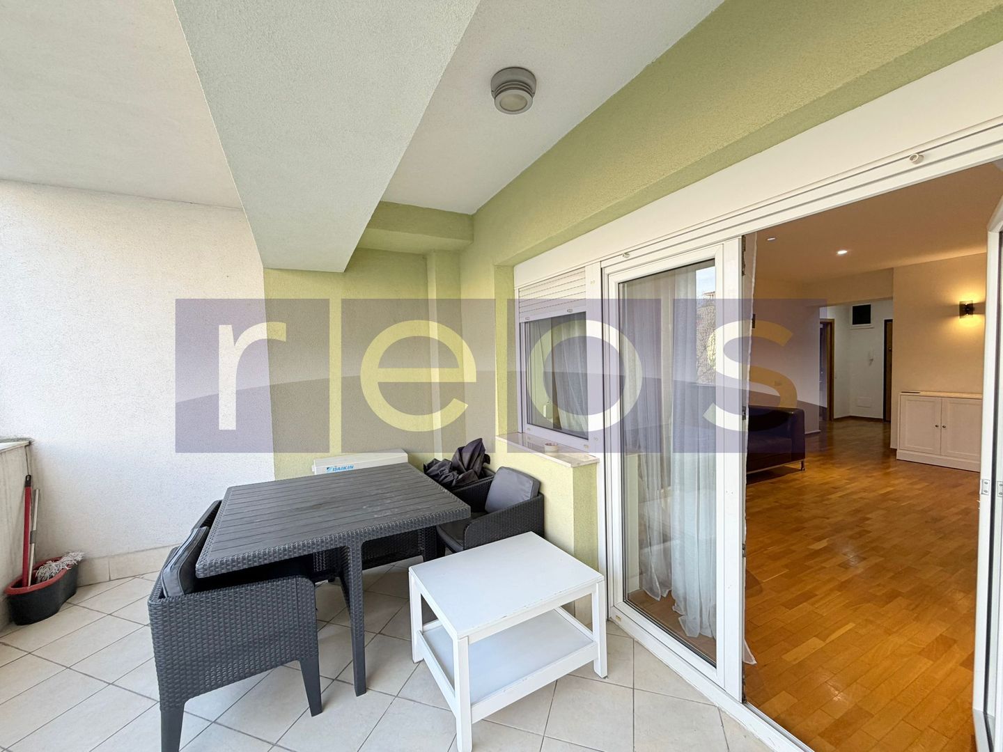 VANZARE APARTAMENT 3 CAMERE | HERASTRAU | MOBILAT | 90 MP | TERASA | - Poză 26