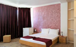 Mamaia Nord - Langa Mare, pensiune la cheie, 11 camere, 9 bai! - Poză 64