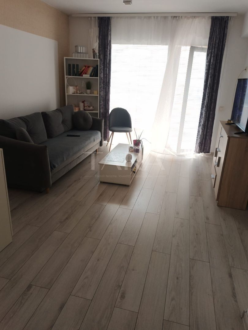 Apartament 3 camere, finisat și utilat, cu balcon și parcare,  Floreșt - Poză 1