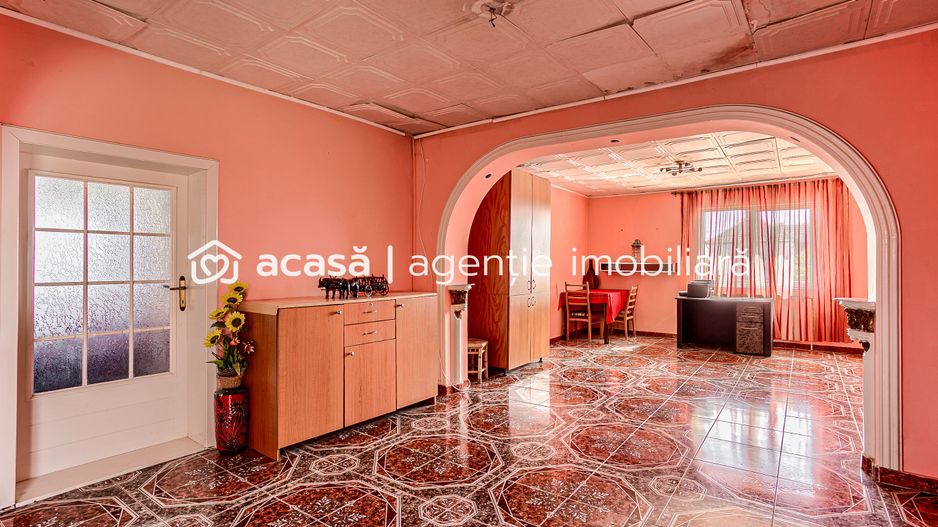 PRET REDUS! Casa la Macea - Poză 2