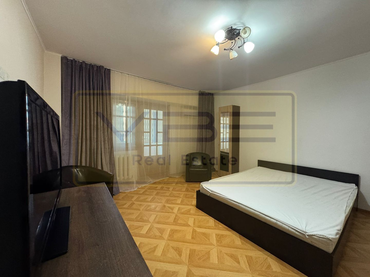 Apartament 4 camere decomandat Nicolina - Catedrala Catolica - Poză 2