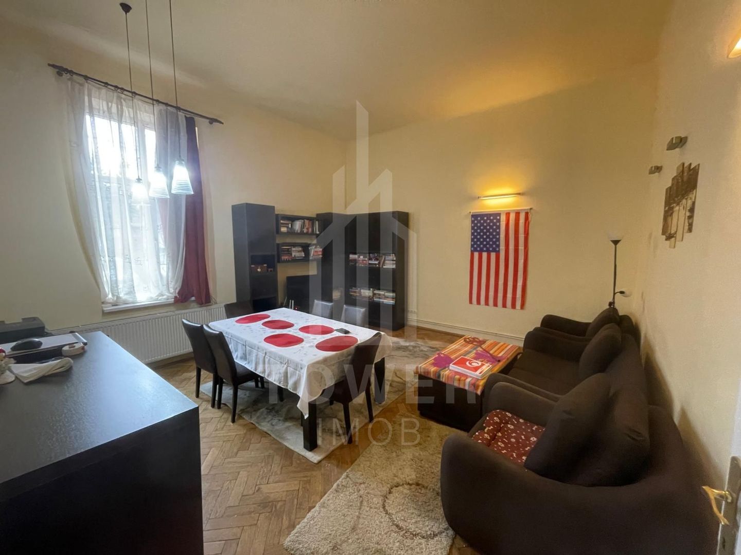 Apartament de vânzare – 3 camere, bucătărie, baie – 84 m² – Zona Sub Arini - Poză 2