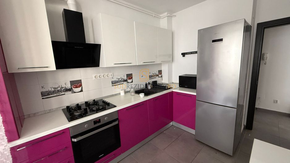 Apartament 2 camere, etaj 2/5, 57 mp, metrou Aparatorii Patriei,Sect 4 - Poză 1