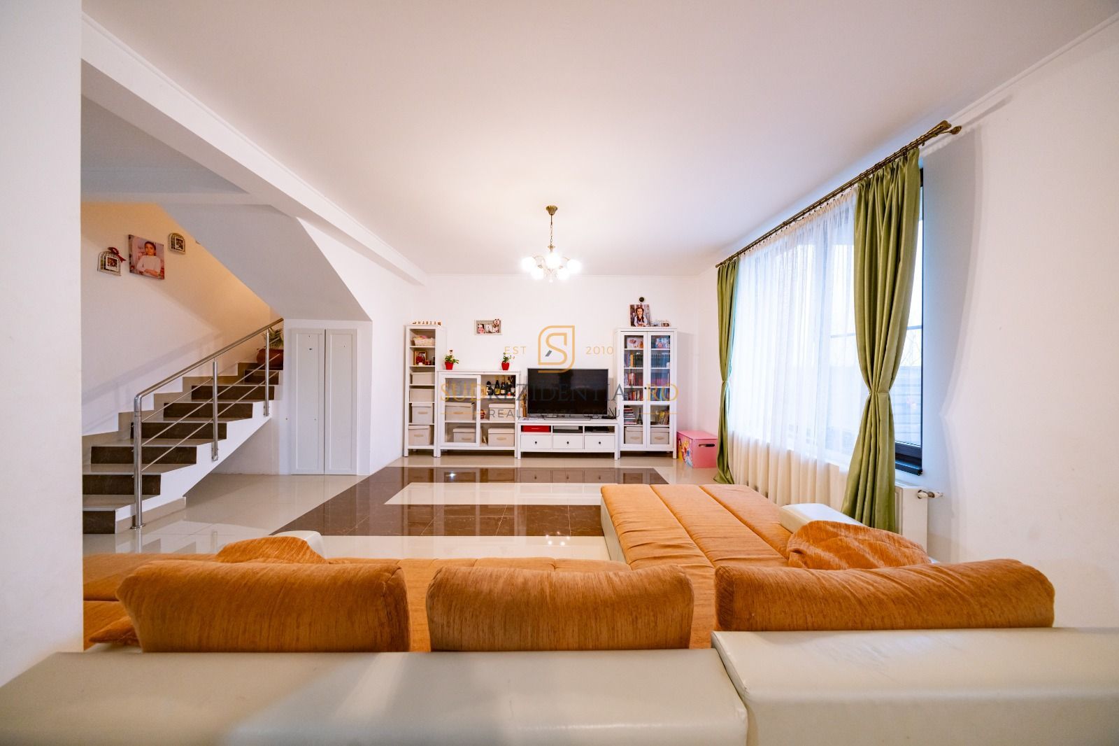 Vilă P+1, 4 camere, Comuna Berceni, mobilata utilata - Poză 1