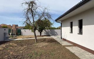 Duplex pe parter Mosnita Veche - Poză 4