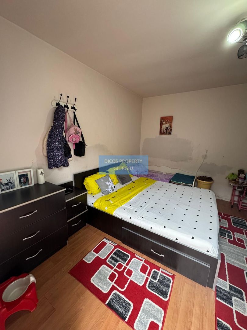 Casă cu teren și anexe – str. Mihai Eminescu - Poză 6