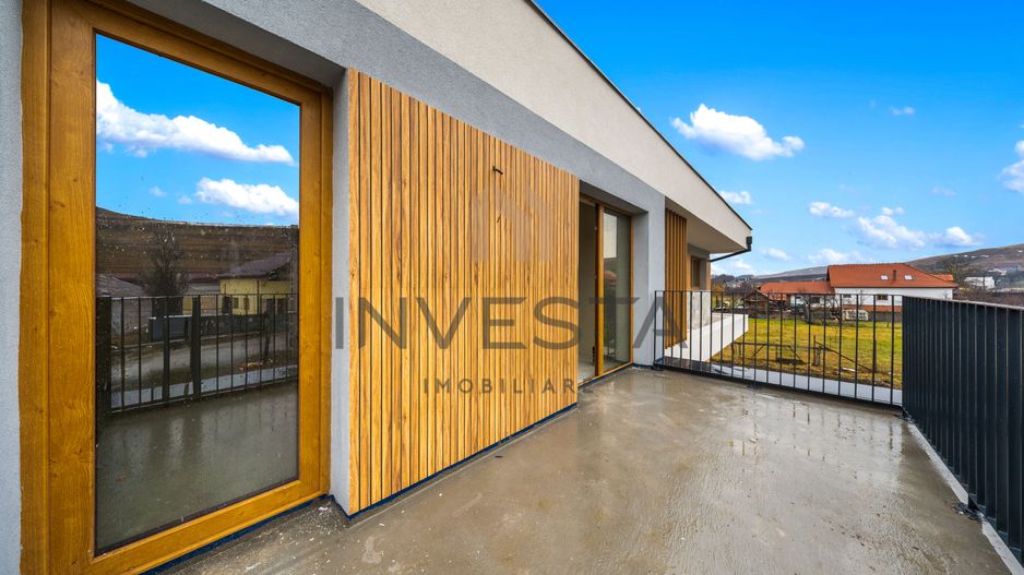 Casa individuala nZEB cu piscina, 501 mp teren, 160mp utili, Sanicoara - Poză 19