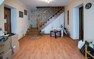 Casa individuala Sacele, 250 mp + 40 mp garaj + 556 mp curte - Poză 12