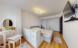 Apartament 3 camere, 121 mp,2 bai, 3 balcoane-zona Subcetate/Sanpetru - Poză 10