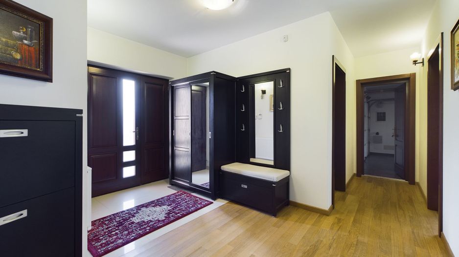 Vilă 6 camere zona Tabacovici - Poză 7