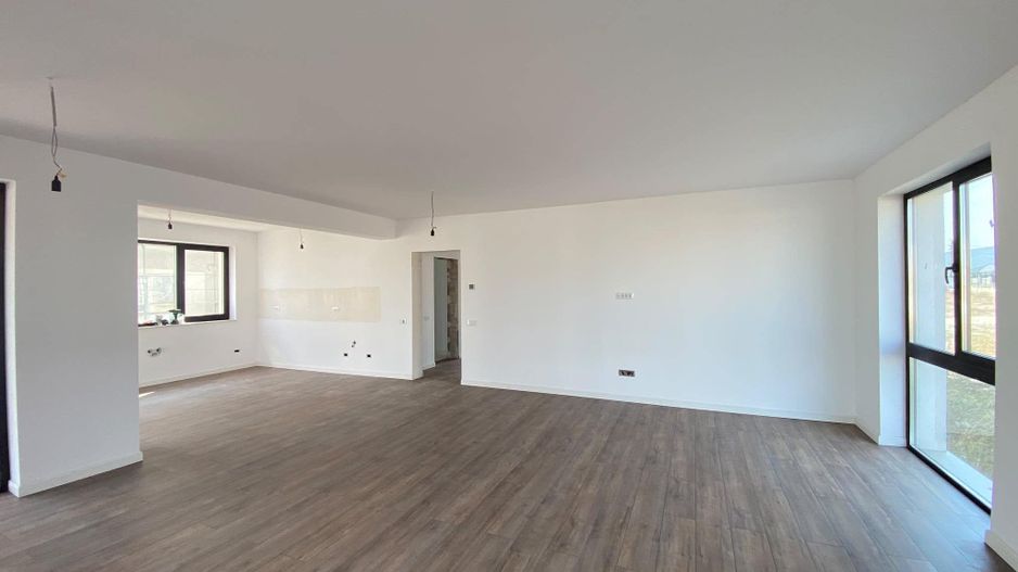 3 apartamente de vânzare | 3 camere | Terase | Finisat / Semifinisat - Poză 4