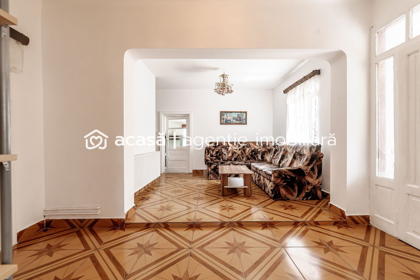 Casă cu 2 corpuri de clădire în Pecica, Arad. - Poză 8