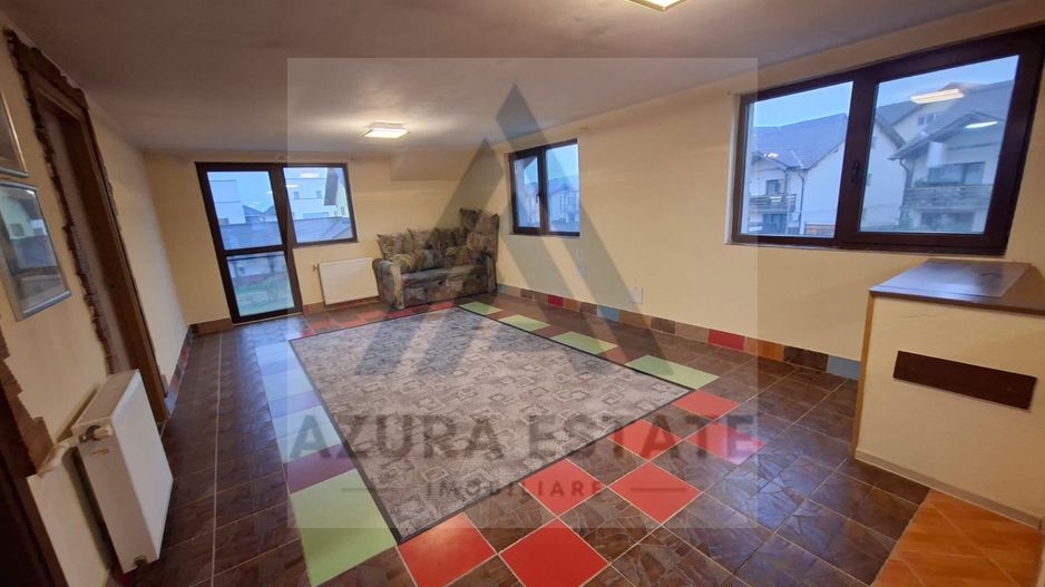Casa 6 camere 2 bai curte 306 mp utili si parcare privata in Selimbar - Poză 12