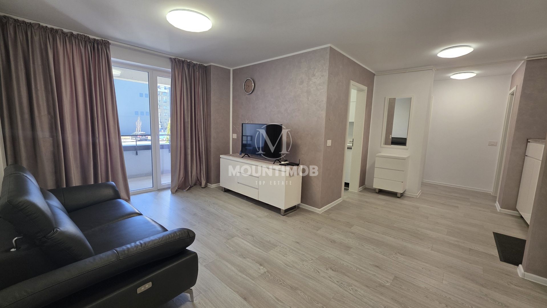 2 camere, Coresi-Kasper, linga pietonala, mobilat/utilat, Parcare+Boxa - Poză 1