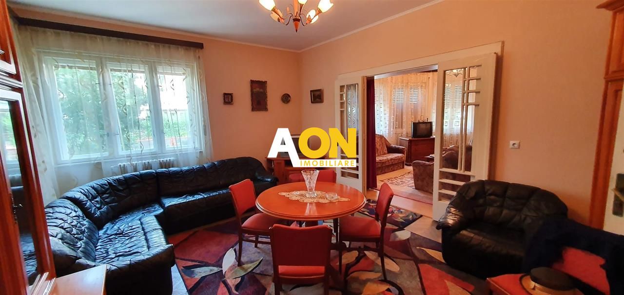 Casa situata ultracentral langa Poarta I a Cetatii Alba Carolina - Poză 11