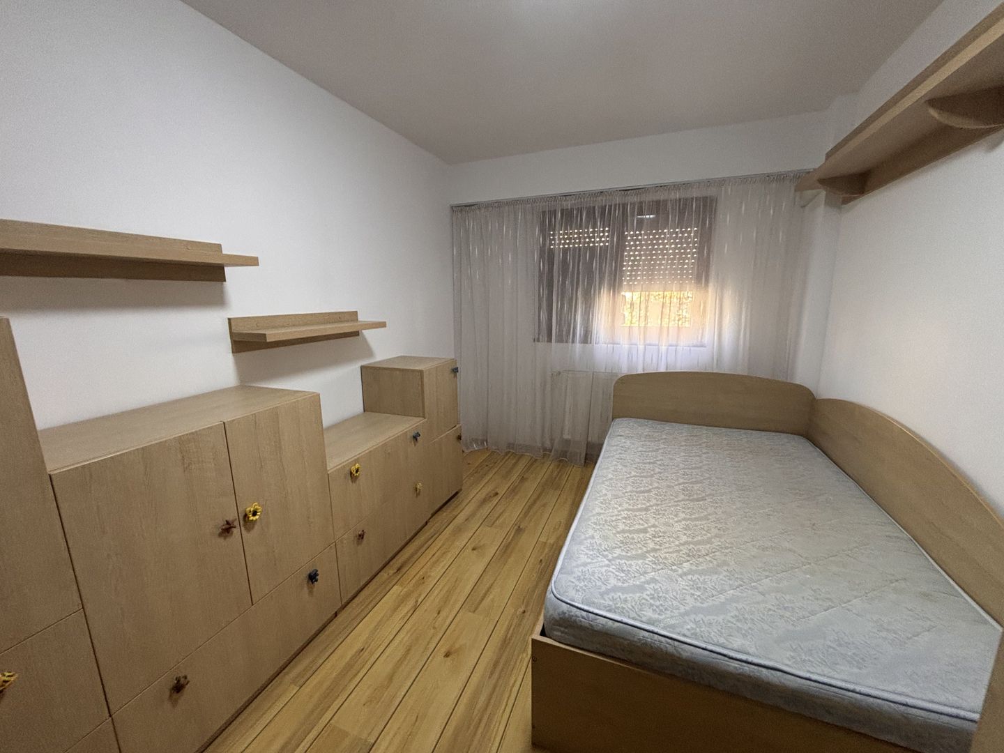 Apartament 3 camere – Bulevardul Dunarea, stradal, etaj 3, decomandat - Poză 16