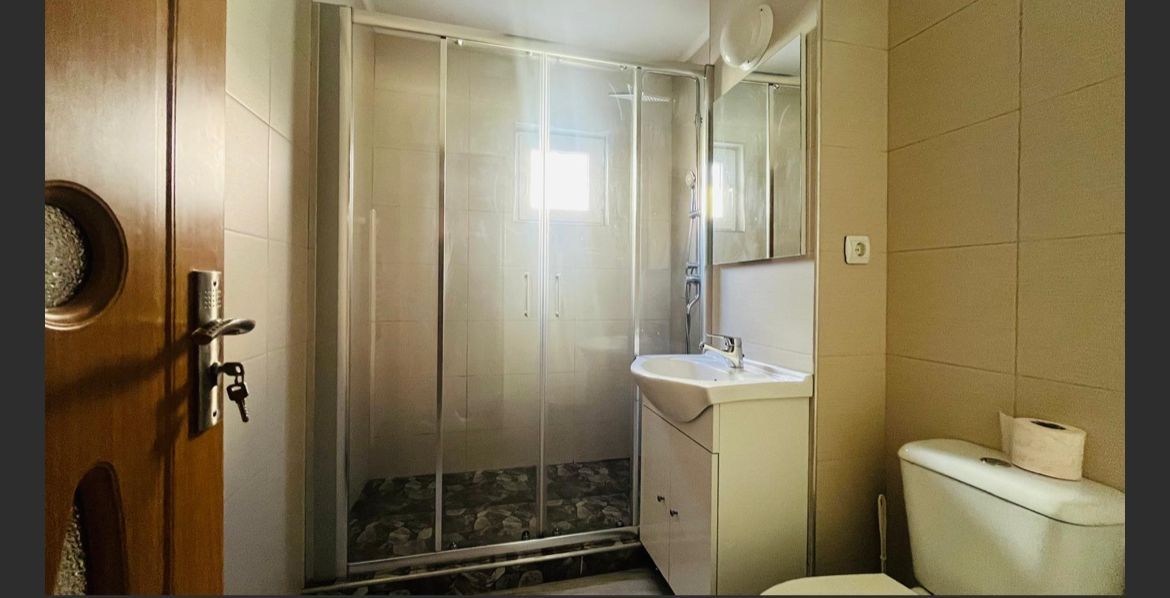 APARTAMENT DE INCHIRIAT IN ALEEA PARC, LA 300EURO - Poză 5